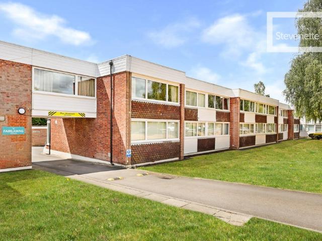 Flat for sale in Coopersale Street, Epping