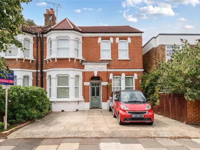 Flat for sale in London Borough of Ealing, Hanwell