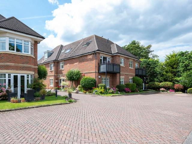 Flat for sale in Blackhills, Surrey