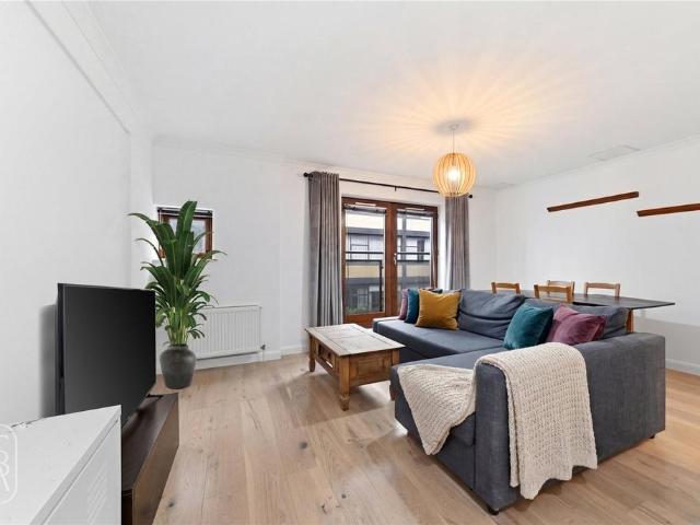 Flat for sale in Shoreditch, Greater London