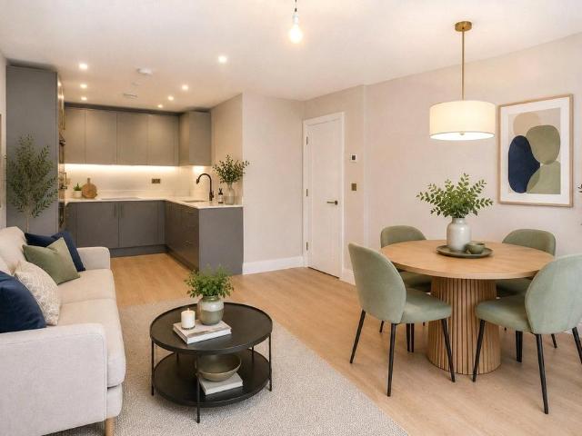 Flat for sale in Claygate, Elmbridge