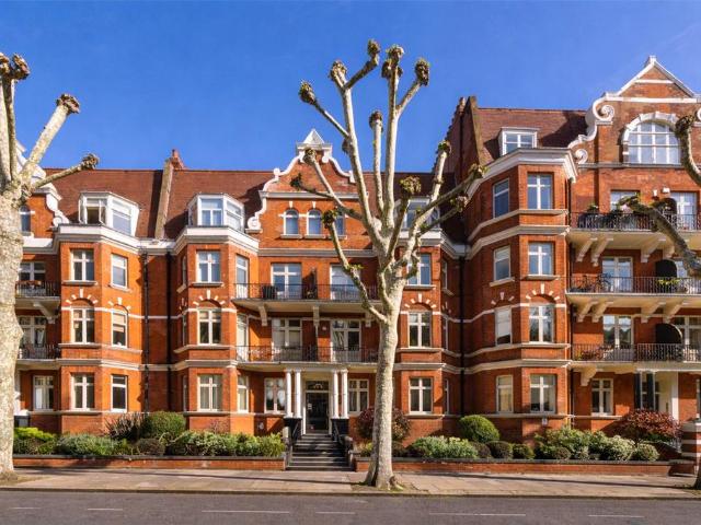 Flat for sale in Kensal Town, Maida Vale