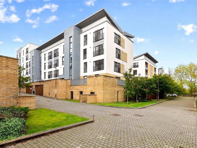 Flat for sale in Comely Bank, City of Edinburgh