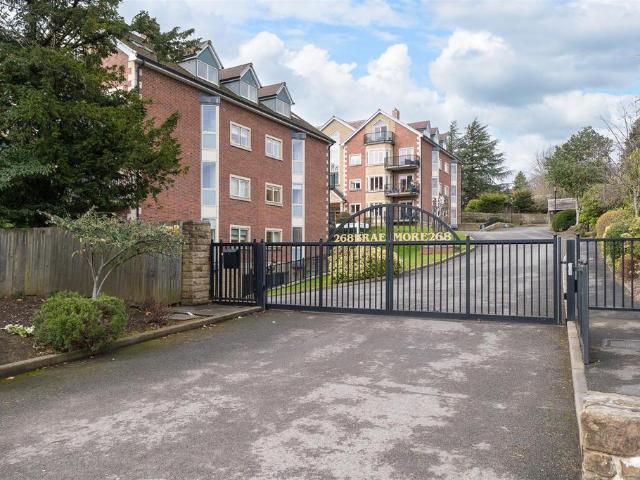 Flat for sale in Ecclesall, Isle Of Man
