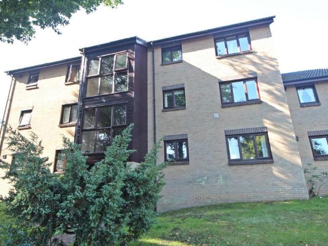 Flat for sale in Helford, Hampshire