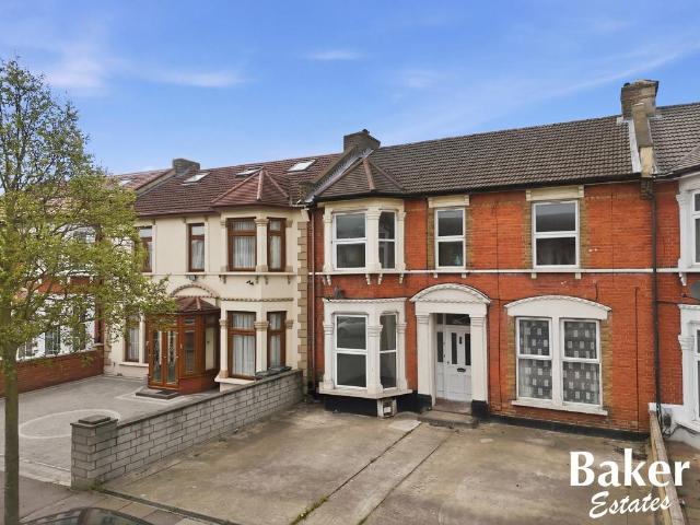 Flat for sale in Seven Kings, Isle Of Man