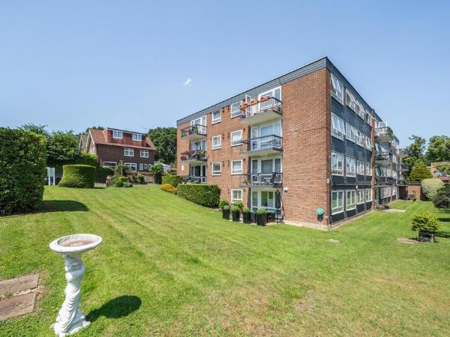 Flat for sale in Epping, Essex