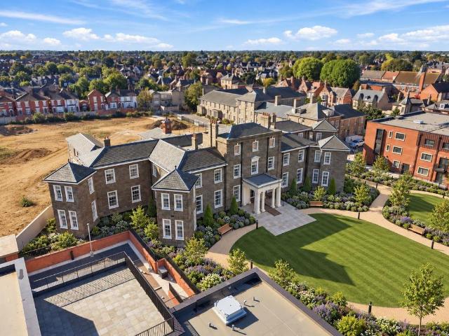 Flat for sale in Colchester, Essex