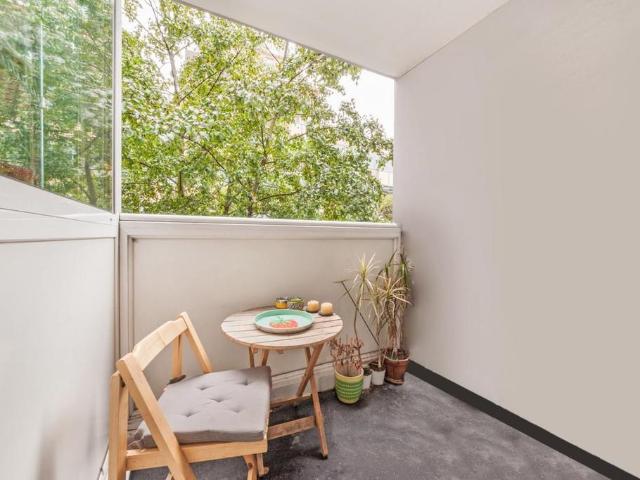Flat for sale in East Marylebone, Marylebone