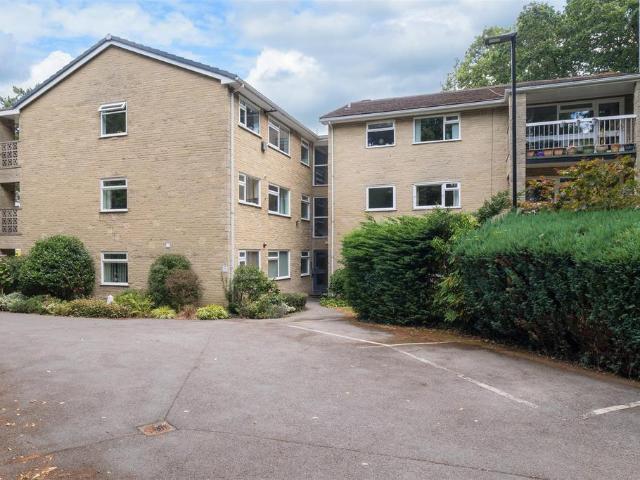 Flat for sale in Broomhill, South Yorkshire