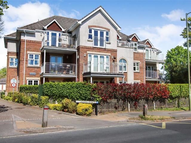 Flat for sale in Pennington, Ashurst Bridge