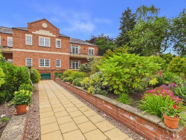 Flat for sale in Belleau, Lincolnshire