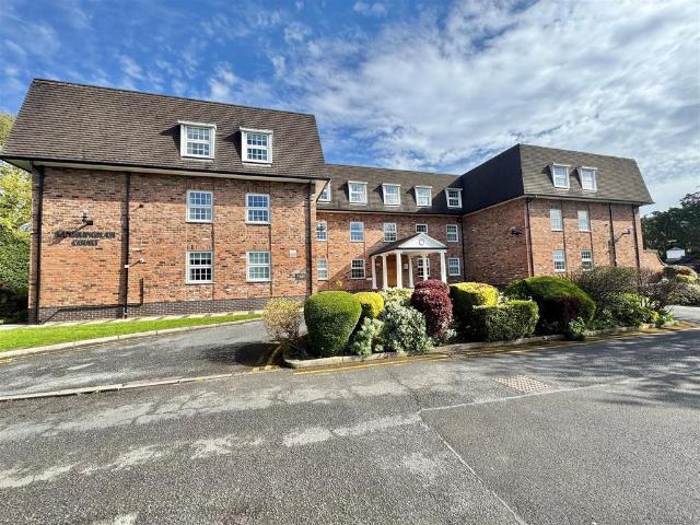 Flat for sale in Fulshaw Park, Wilmslow