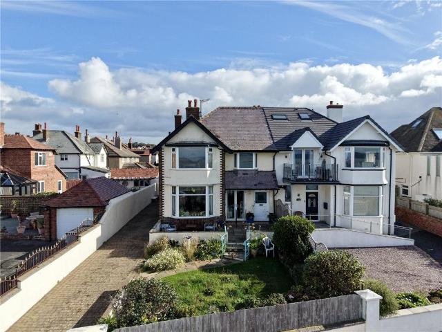 Flat for sale in Grange, West Kirby
