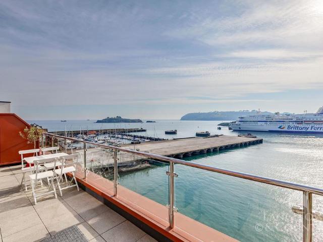Flat for sale in Millbay, Mount Wise