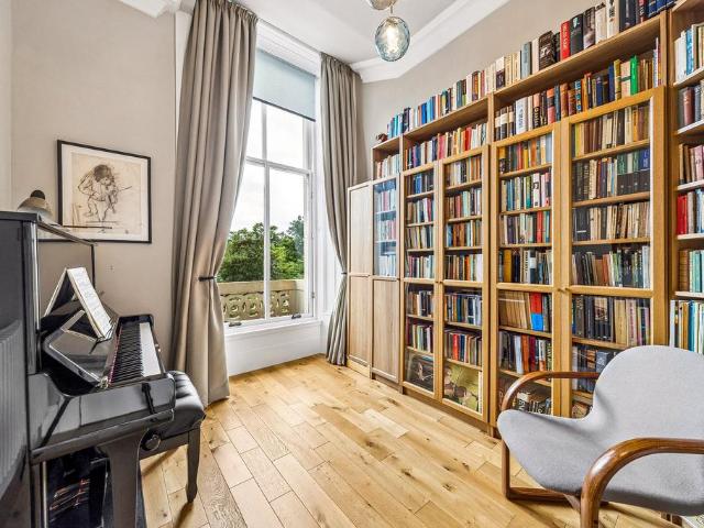 Flat for sale in North Kelvinside, Dowanhill