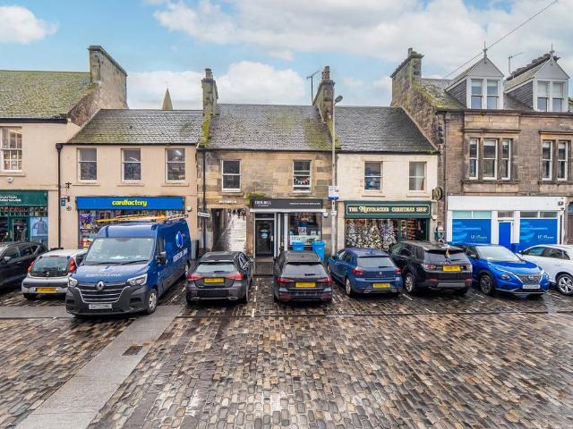 Flat for sale in St Andrews, Scotland