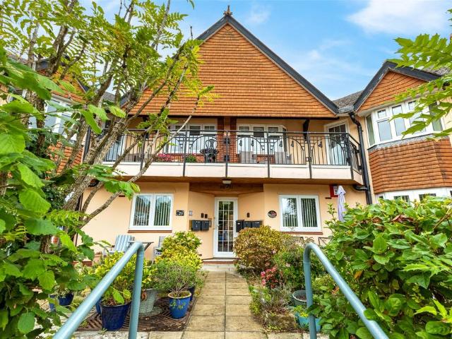 Flat for sale in Penylan, Falcon Lodge