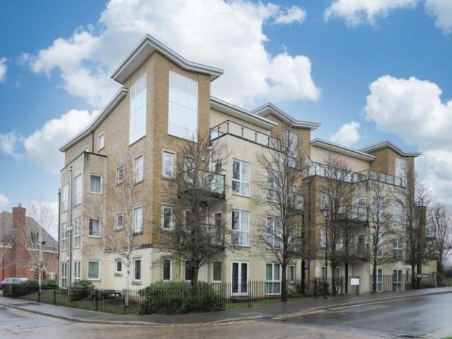 Flat for sale in The Slade, Oxfordshire