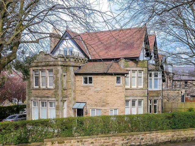 Flat for sale in Oatlands, Harrogate