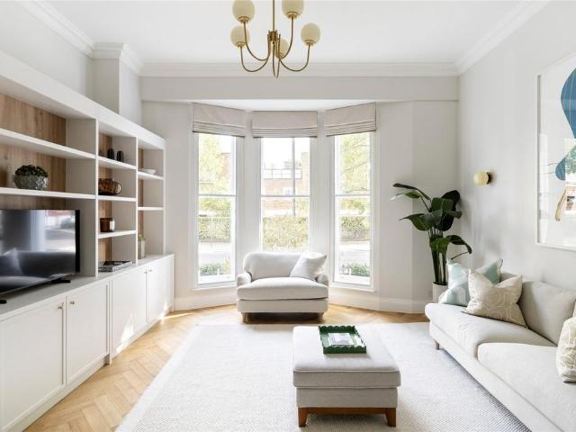 Flat for sale in Notting Hill, Greater London