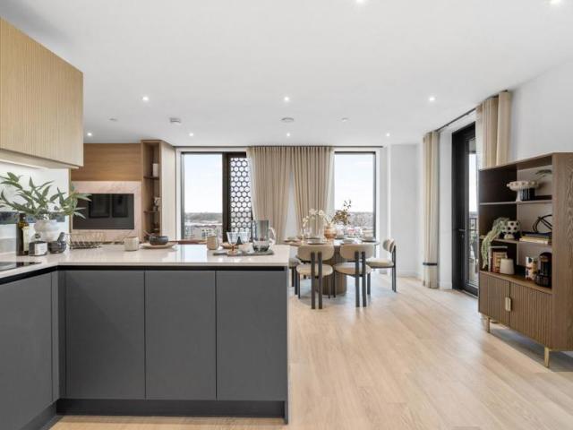 Flat for sale in Greenwich Peninsula, Isle Of Man