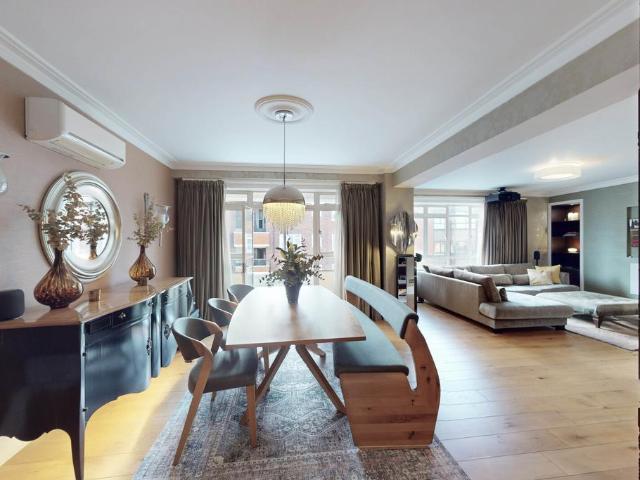 Flat for sale in St. John's Wood, Greater London