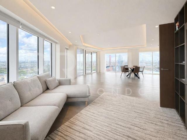 Flat for sale in Greater London