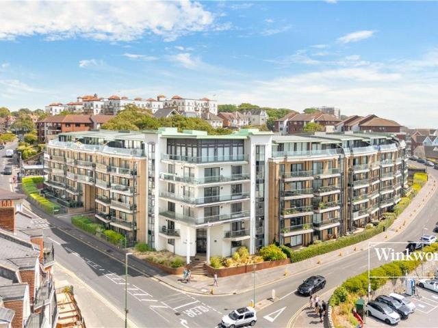 Flat for sale in Boscombe, Bournemouth