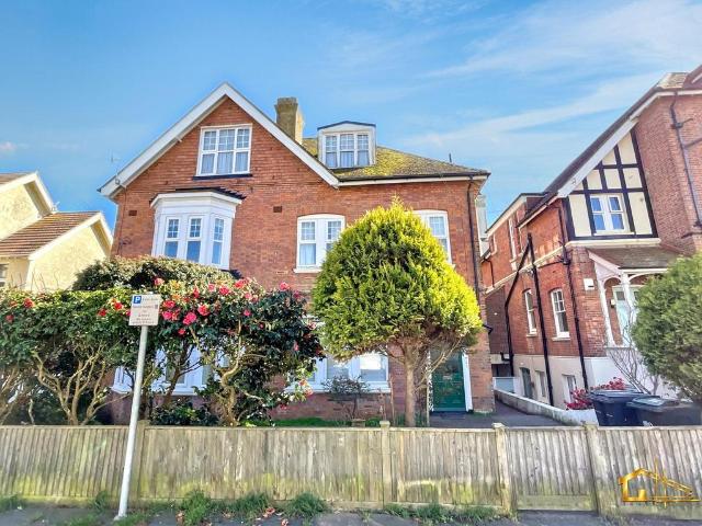 Flat for sale in Central, Heathlands