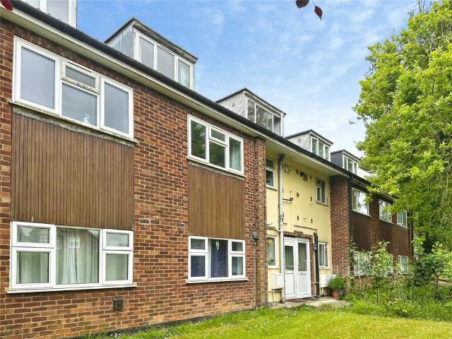 Flat for sale in Hockerill, Colliers End