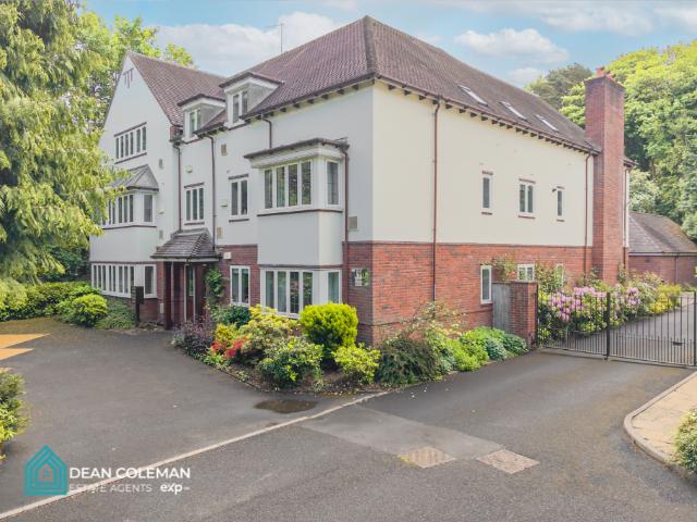 Flat for sale in Harborne, West Midlands