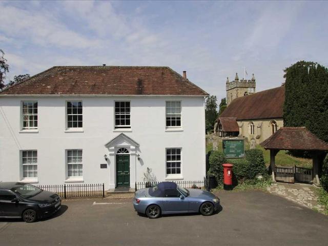 Flat for sale in Bolton Low Houses, Hampshire