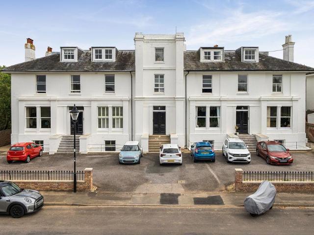 Flat for sale in Anglesey, Middlecroft