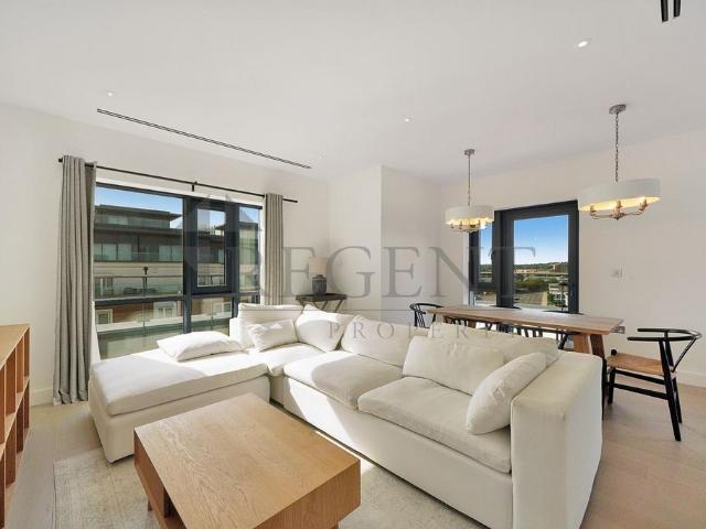 Flat for sale in Colindale, Greater London