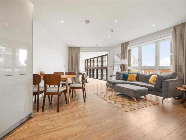 Flat for sale in Spitalfields, Whitechapel