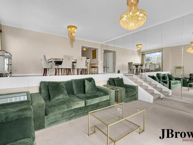 Flat for sale in City of Westminster, Greater London