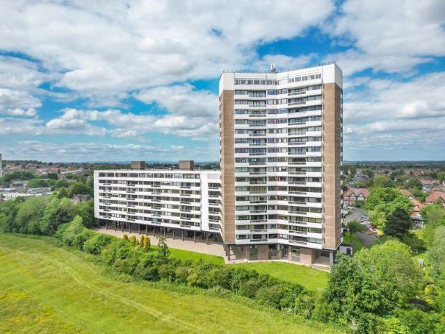 Flat for sale in Cowgate, Kenton