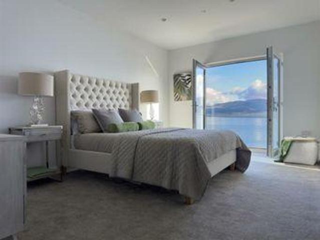 Flat for sale in Beaumaris