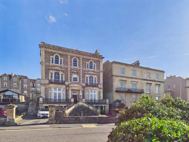 Flat for sale in Clevedon, North Somerset