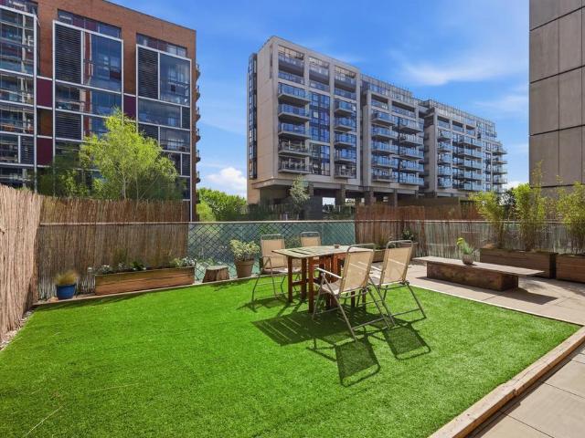 Flat for sale in Dalston, De Beauvoir Town