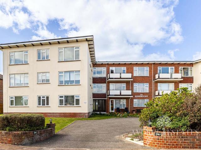 Flat for sale in Wick, Bournemouth