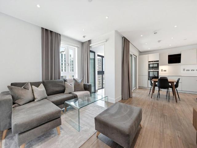 Flat for sale in St. George in the East, Whitechapel