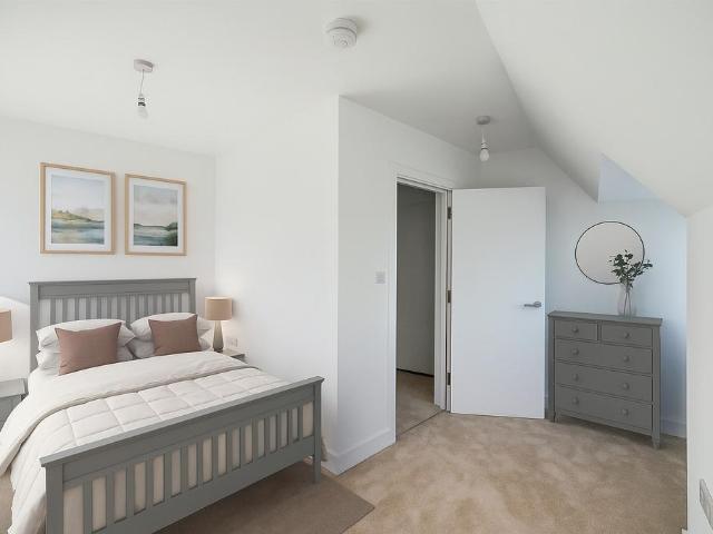 Flat for sale in Seaford, Iford