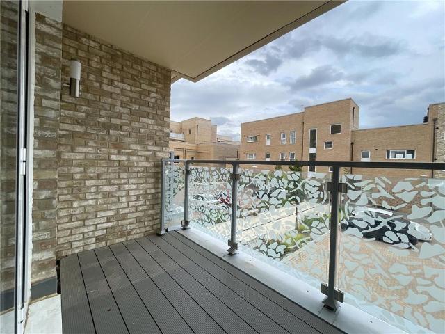 Flat for sale in Arbury, Cambridgeshire
