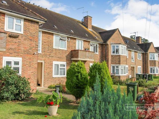 Flat for sale in Lower Green Esher, Blackhills