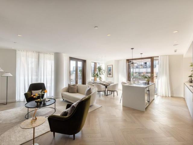 Flat for sale in Bankside, Greater London