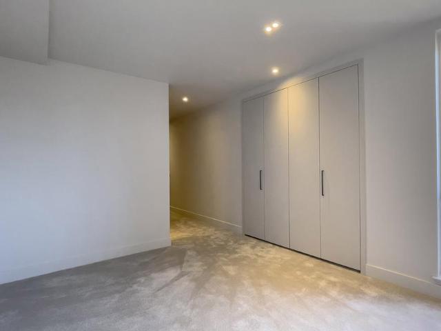 Flat for sale in Balgreen, Murrayfield