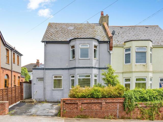 Flat for sale in Preston, Livermead