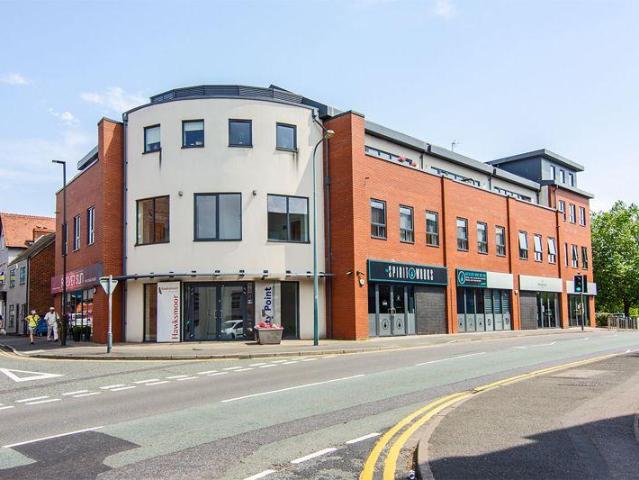 Flat for sale in Lichfield, Boley Park